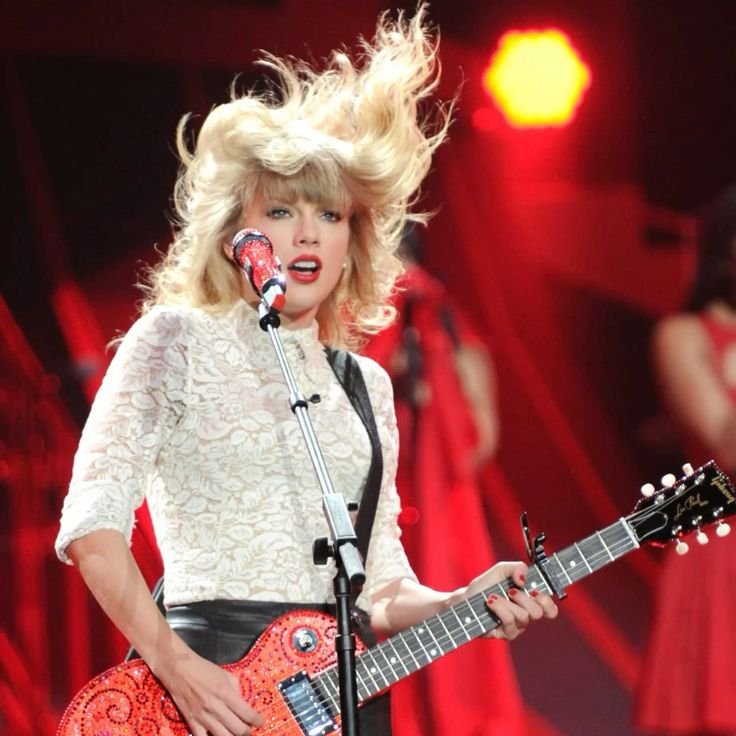 Taylor Swift Live Performances and Touring Legacy